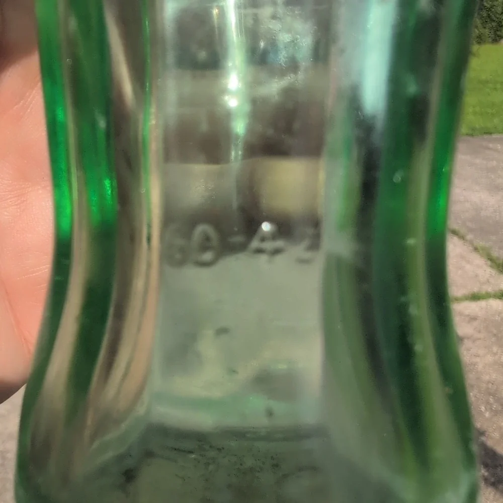 Vtg Coca-Cola Etowah Tenn 1960 Hobbleskirt 6.5 oz Green Glass Coke Bottle